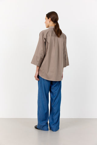 LR-ISLA SOLID 124 Skjorte Mørk sand