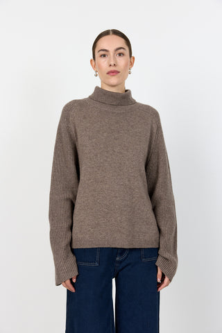 LR-OSSY 1 Strik Brun