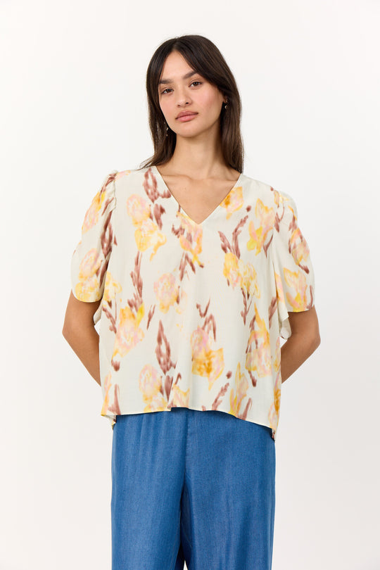 LR-MELVINA 2 Top Creme