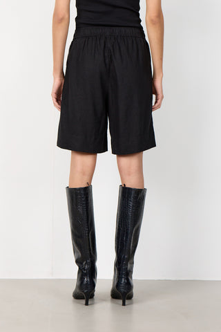 LR-NAJA 29 Shorts Sort